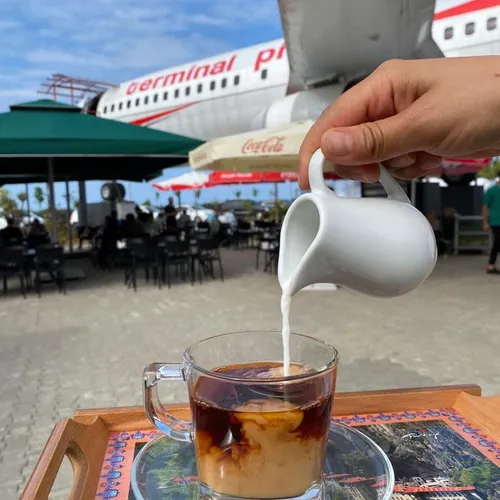 İngiliz Çayı (Sütlü Çay)